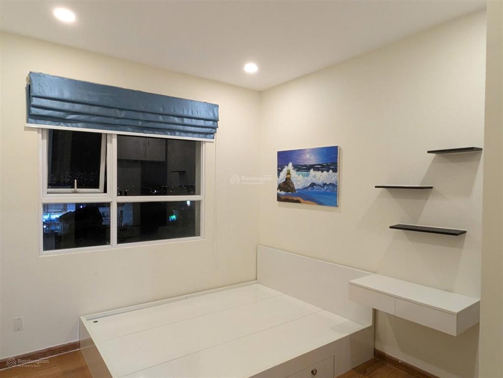 Nhà đẹp giá tốt căn 2pn 2wc có nội thất, nhà sạch sẽ tầng vừa view thông thoáng mát mẻ