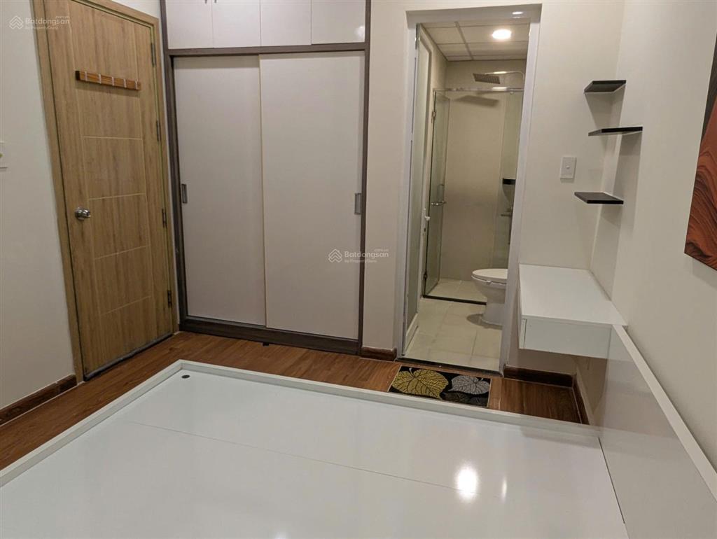 Nhà đẹp giá tốt căn 2pn 2wc có nội thất, nhà sạch sẽ tầng vừa view thông thoáng mát mẻ