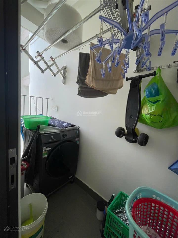 Cần bán căn hộ 1pn 1wc có nội thất sổ hồng riêng chung cư pegasuite 2, view trực diện pháo hoa q1