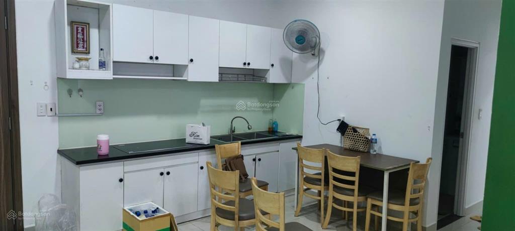 Giảm mạnh 200tr  căn 79m2 2pn 2wc view thoáng tầng trung block liền kề tttm aeon mall
