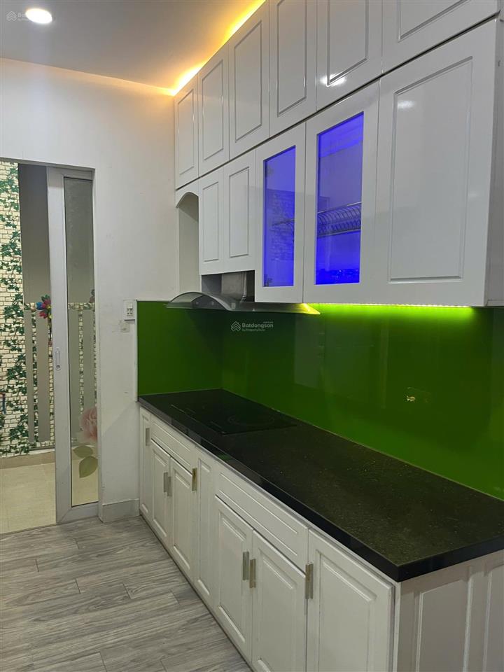 Cần bán căn 78m2  2pn 2wc full nội thất , nhà mới đẹp sạch sẽ , thoáng mát