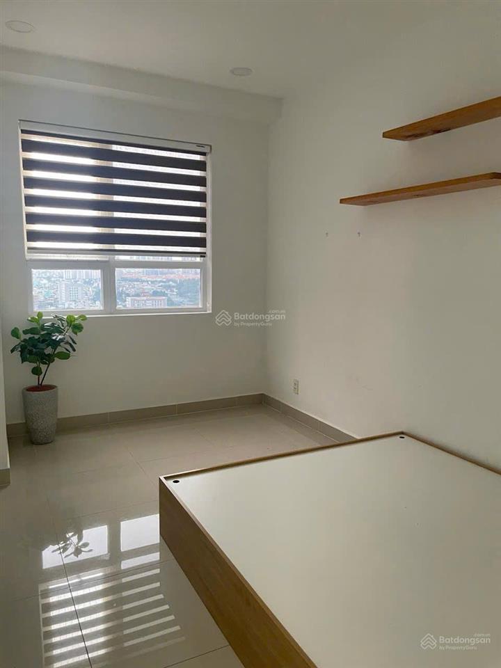 Giảm mạnh 200tr  căn 79m² 2pn 2wc view thoáng tầng trung block liền kề tttm aeon mall
