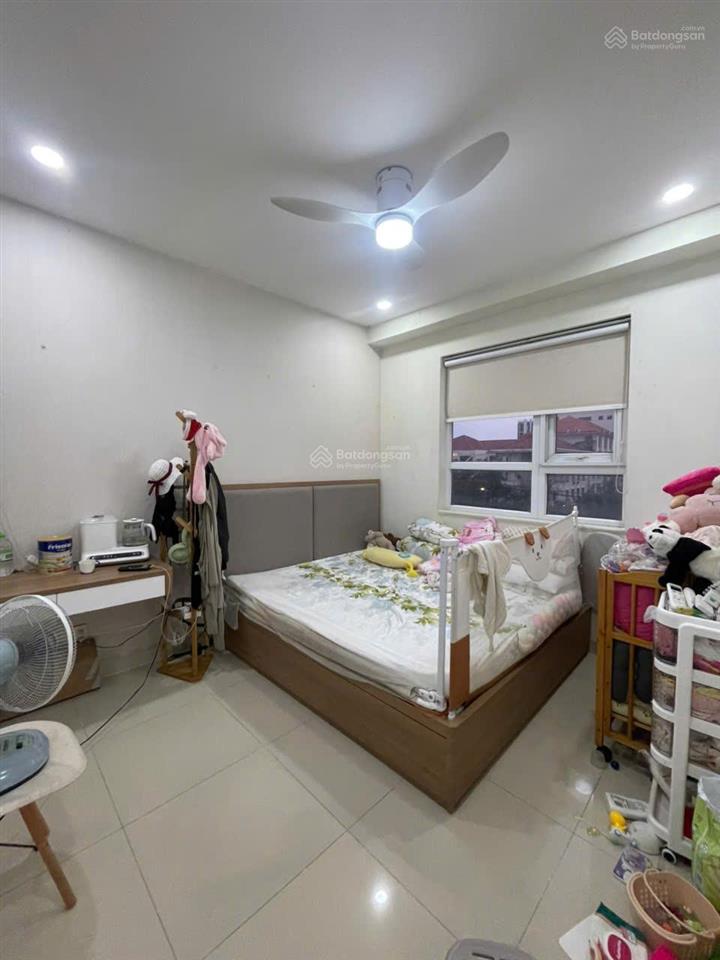 Chủ ngộp bán căn 2pn 2wc 72m² full nội thất nhà mới đẹp, view mặt tiền cao lỗ q8