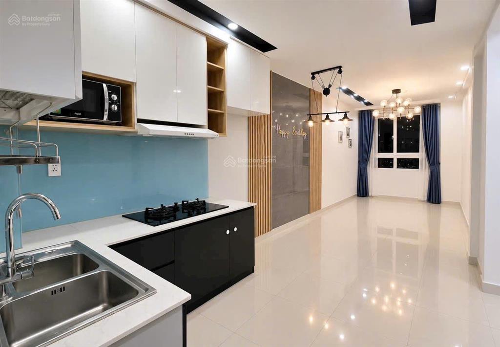 Căn 2pn 2wc 73m2 nhà đẹp full nội thất cao cấp, tầng trung view thoáng mát quanh năm