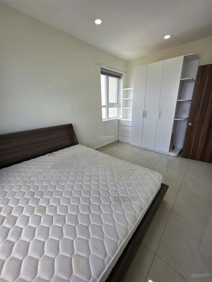 Căn siêu hiếm 3pn 2wc có nội thất diện tích 92m² view trực diện pháo hoa q1, tầng trung thoáng