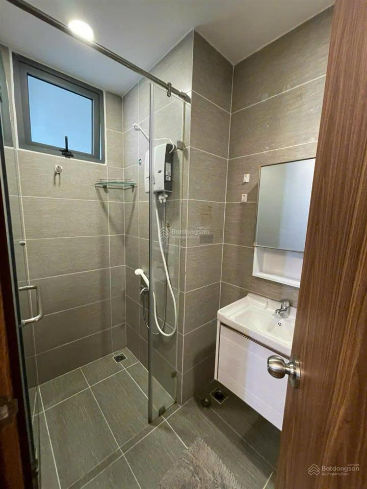 Giá tốt nhà đẹp căn 2pn 2wc 68m² full nội thất, nhà sạch sẽ view thoáng mát tầng trung