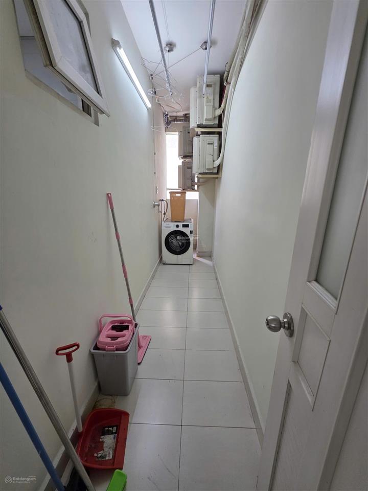 Căn siêu hiếm 3pn 2wc có nội thất diện tích 92m² view trực diện pháo hoa q1, tầng trung thoáng