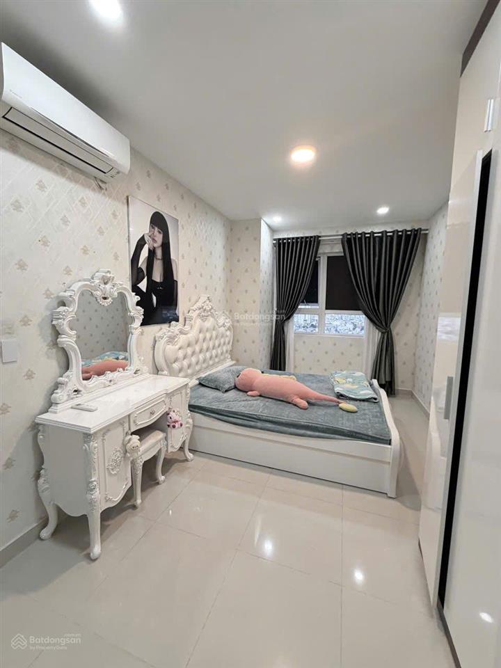 Bán căn 79m2 2pn 2wc full nội thất cao cấp, tầng trung view thoáng mát quanh năm