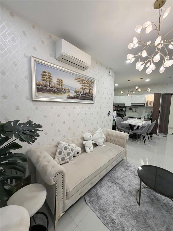 Bán căn 79m2 2pn 2wc full nội thất cao cấp, tầng trung view thoáng mát quanh năm