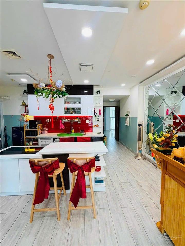 Bán căn góc 94m²  3pn 2wc ban công rộng thiết kế siêu đẹp, nhà thoáng mát sạch sẽ