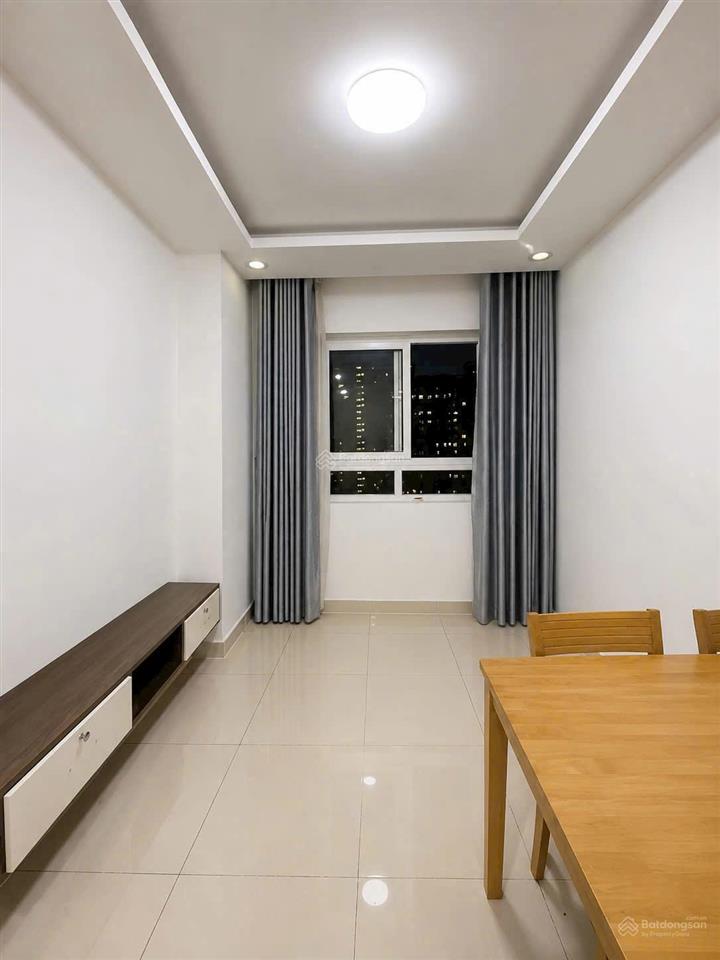 Giá cực tốt căn 2pn 2wc dt 73m2 nội thất cơ bản, tầng trung view pháo hoa q1 siêu đẹp