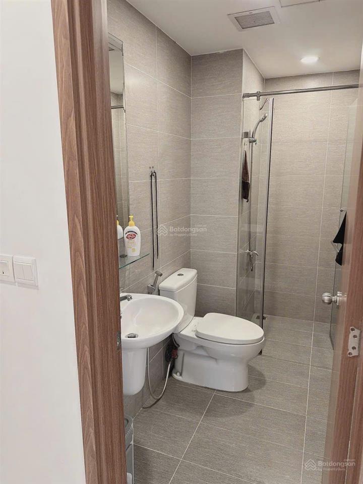 Giá siêu rẻ 3 tỷ 700tr căn 2pn 1wc tầng trung view thoáng, đón gió quanh năm mát