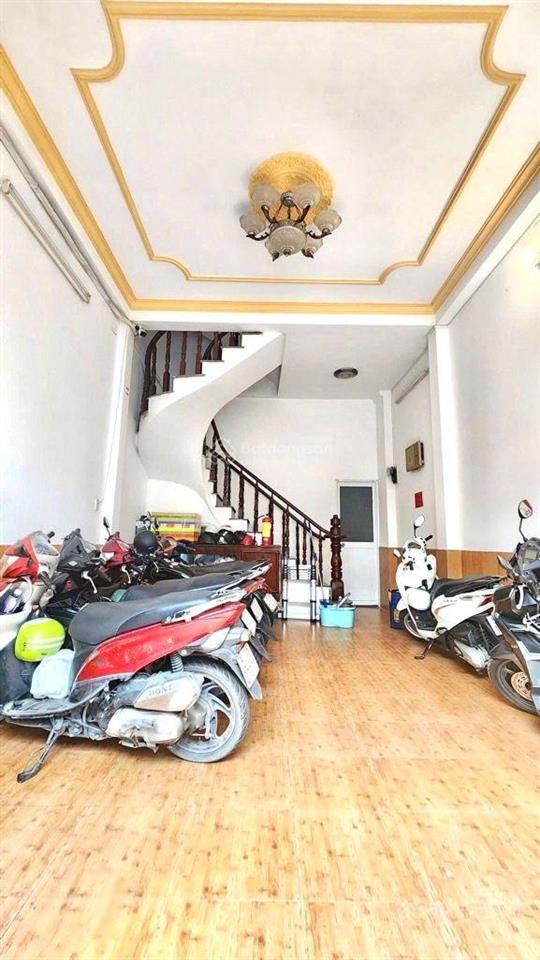 Chdv ngay đh công thương4 tầng7pn full nội thấtsẵn dòng tiền 30tr/thángchỉ 6.x tỷ