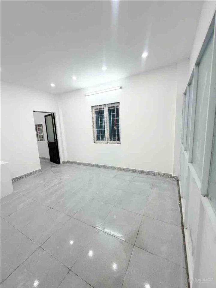 Bán nhà 2 tầng trung tâm tân phúsát đh văn hiến4m x 15m3pnshrchỉ hơn 3 tỷ
