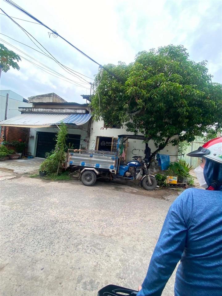 Bán nhà 2 mặt đường 8m ngay gò xoài  ngang hơn 5m  140m2  hơn 6tỷ