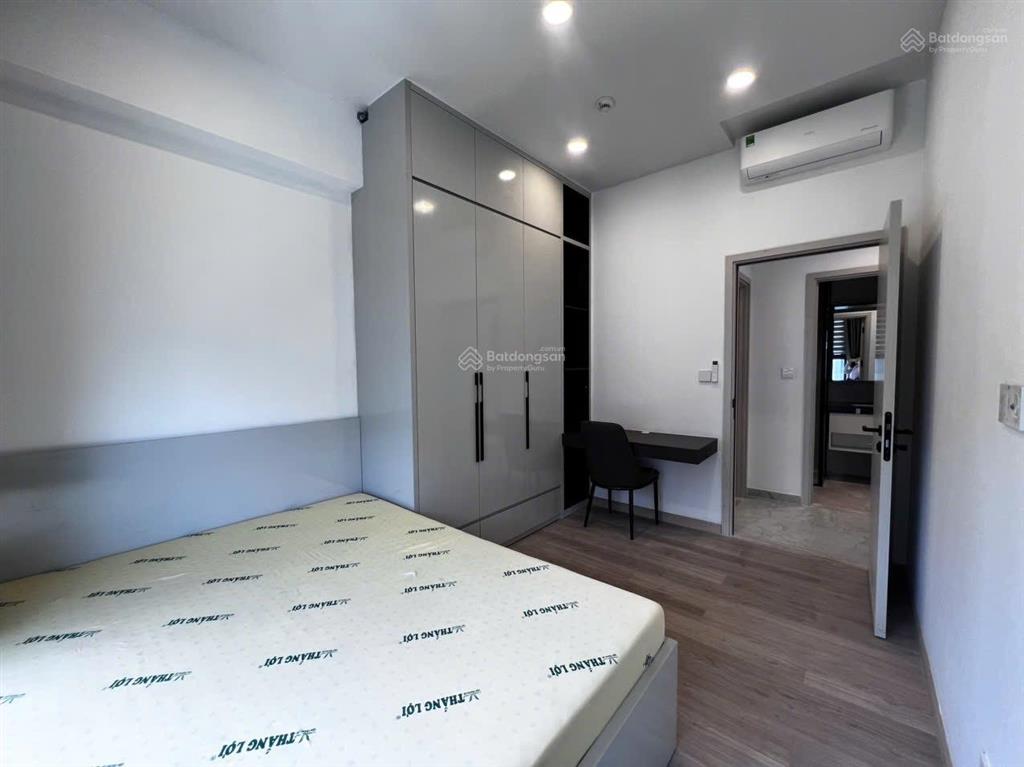 Bán căn hộ cardinal court 2pn tầng cao ô xe hầm giá chỉ 10.9 tỷ