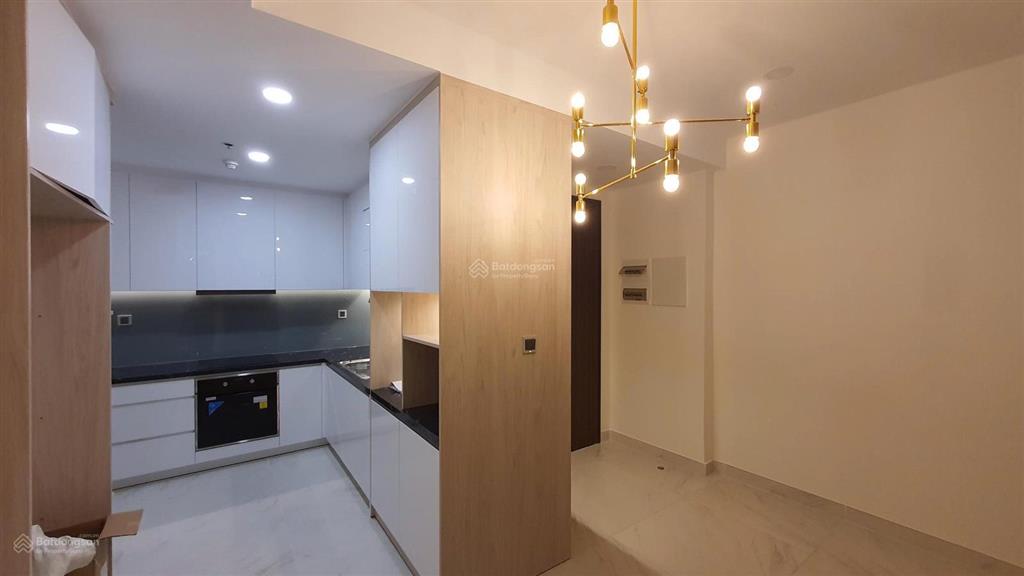 Suất nnn midtown m7 nội thất cơ bản giá 9.8 tỷ all in