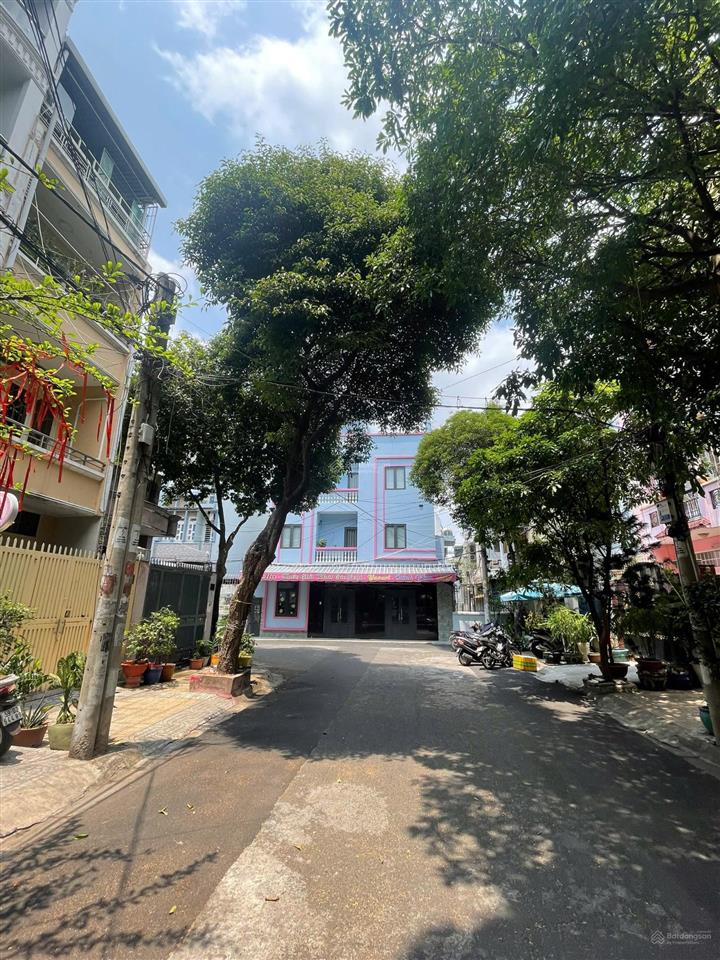 Bán nhà riêng tại lê quang định, giá ưu đãi 12,5 tỷ, 60m2, 4pn, 5wc