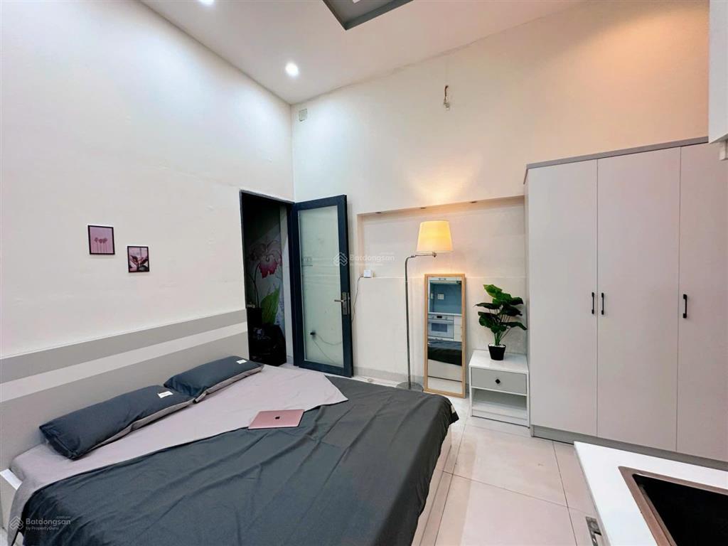 Nhà đẹp khu dân trí cao 5 phòng ở ngay giá 9,7 tỷ
