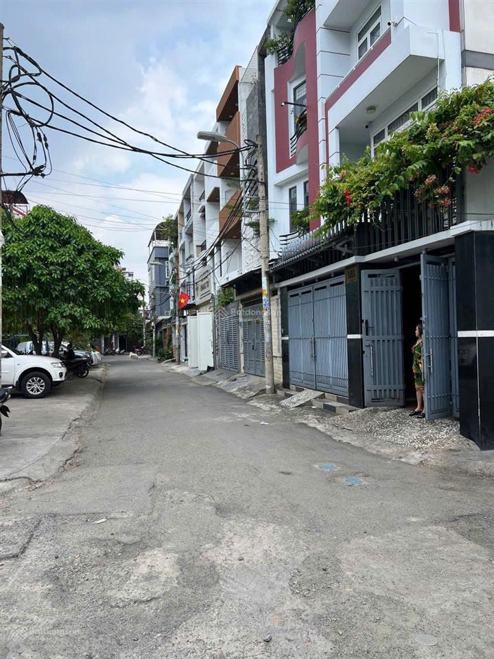 Bán lô góc 2 mặt tiền hiếm đường xe tải xây căn hộ dịch vụ cực đẹp
