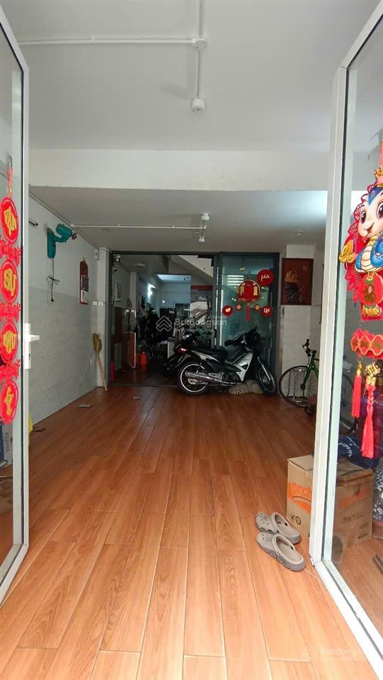 Bán nhà 5 tầng phan văn trị bình thạnh  đối diện đh văn lang  dòng tiền 30tr/tháng