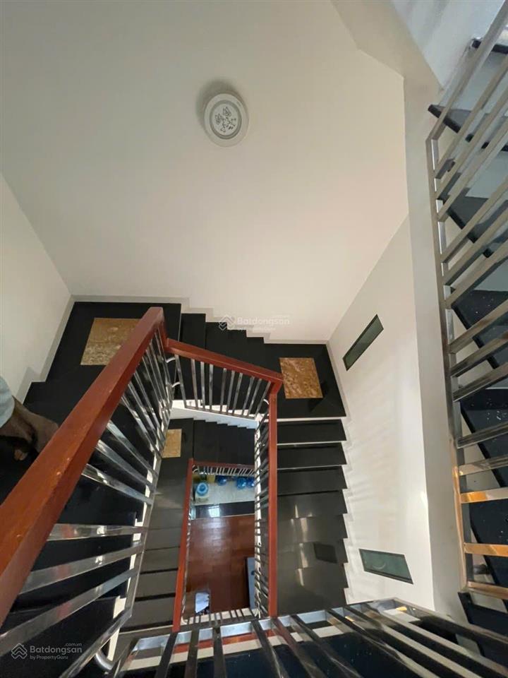Cho thuê nhà mặt phố khu cao cấp bình lợi dt 5x22m 4 tầng mới đẹp full nội thất giá chỉ 33 triệu/th