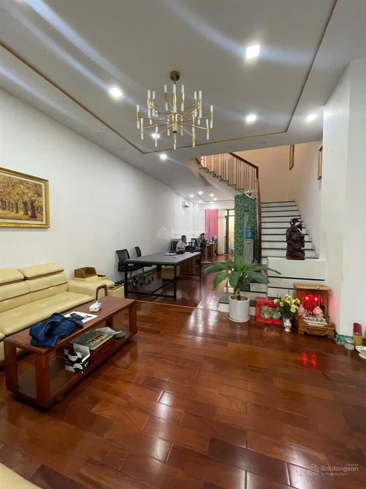 Cho thuê nhà mặt phố khu cao cấp bình lợi dt 5x22m 4 tầng mới đẹp full nội thất giá chỉ 33 triệu/th