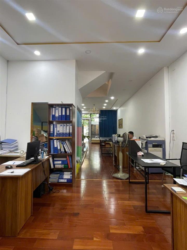 Cho thuê nhà mặt phố khu cao cấp bình lợi dt 5x22m 4 tầng mới đẹp full nội thất giá chỉ 33 triệu/th
