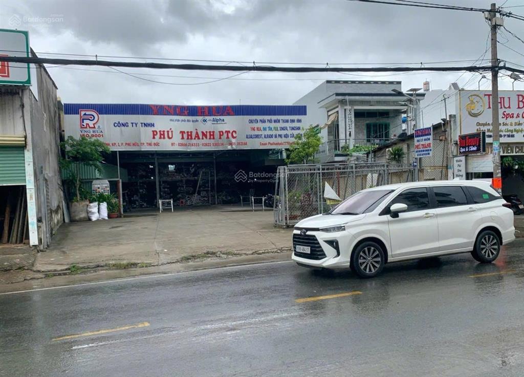 Ngộp bank bán gấp đất mặt tiền quốc hương, thảo điền  dt 7x25m  168m  cấp 4  giá 36 tỷ