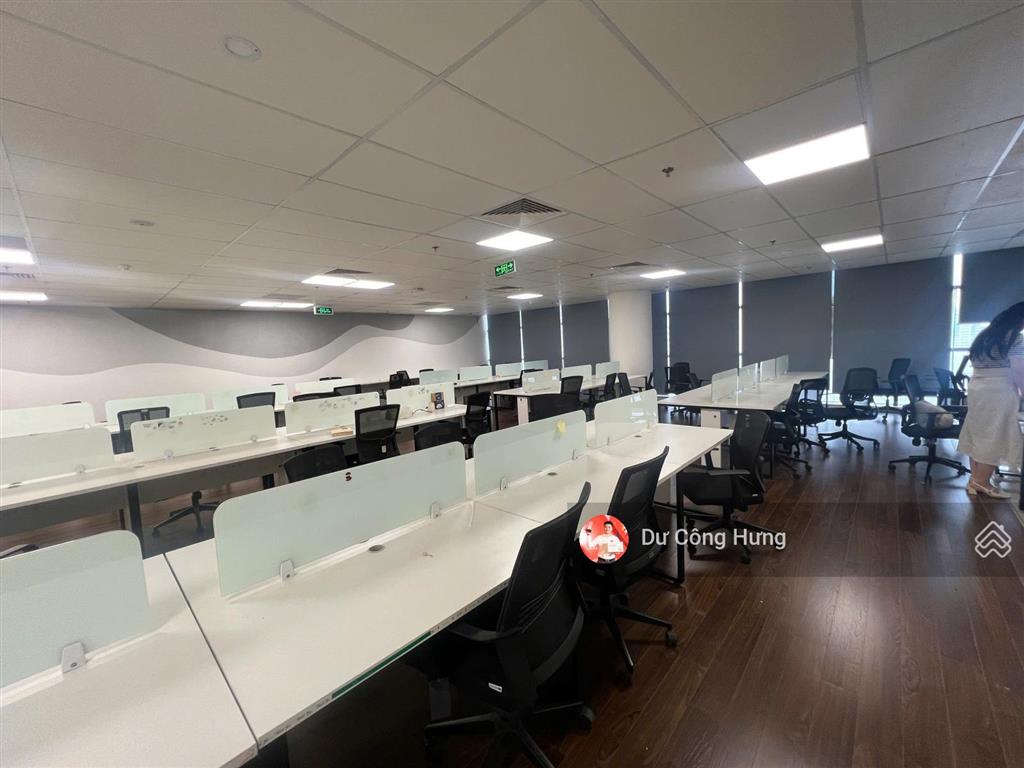 Cđt cho thuê văn phòng hạng a tòa hud tower lê văn lương 1.000m² có cắt sẵn nội thất, bàn giao ngay