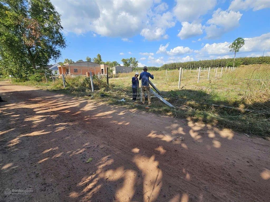 Đất full thổ cư, gần kcn phước đông 550tr