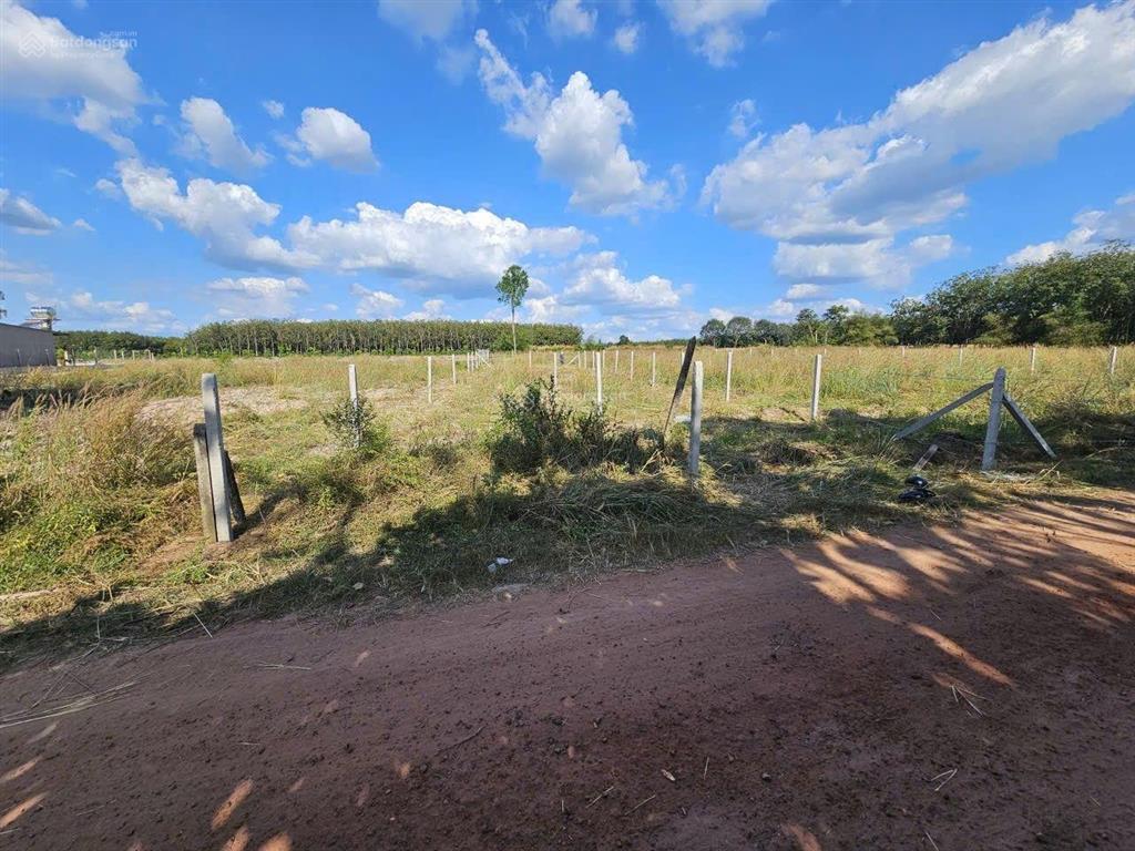 Đất full thổ cư, gần kcn phước đông 550tr