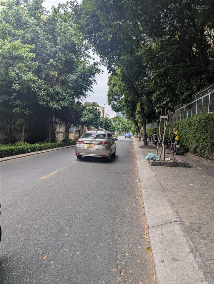 Siêu phẩm mặt tiền ngô thời nhiệm, quận 3 dt 18.22m x 23.87m, cn 453m2  hđ 400tr/tháng  300 tỷ