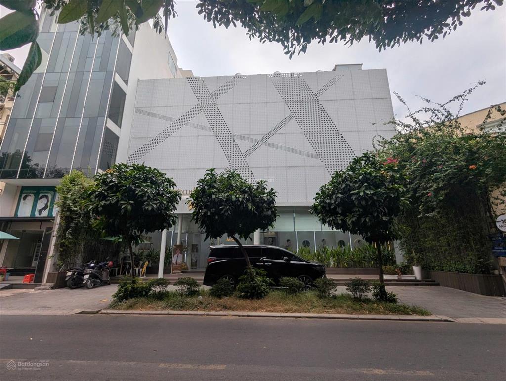 Siêu phẩm mặt tiền ngô thời nhiệm, quận 3 dt 18.22m x 23.87m, cn 453m2  hđ 400tr/tháng  300 tỷ