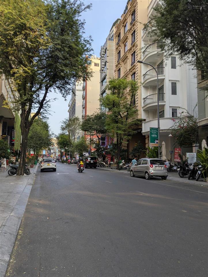 Bán nhà 2 mặt tiền thủ khoa huân, bến thành q1 4,65x23,75m cn 110m² vị trí kim cương  giá 129 tỷ