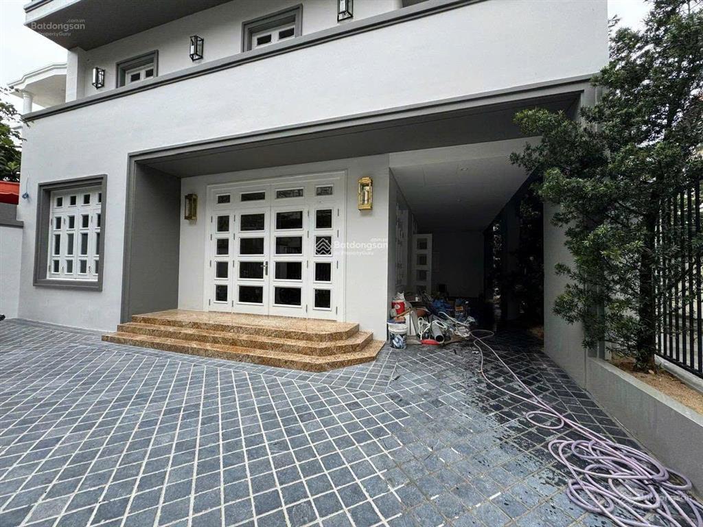 Bán nhà góc 2 mặt tiền ngay quốc hương  thái ly, p. thảo điền, quận 2, dt 10m x 18m giá 58.5 tỷ