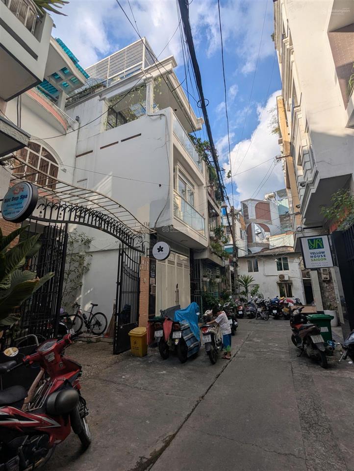 Bán nhà hxh 4m 114/27 đề thám, p. cầu ông lãnh, quận 1. dt 4 x 18m, 3 lầu, nhà mới ở liền. 12.9 tỷ