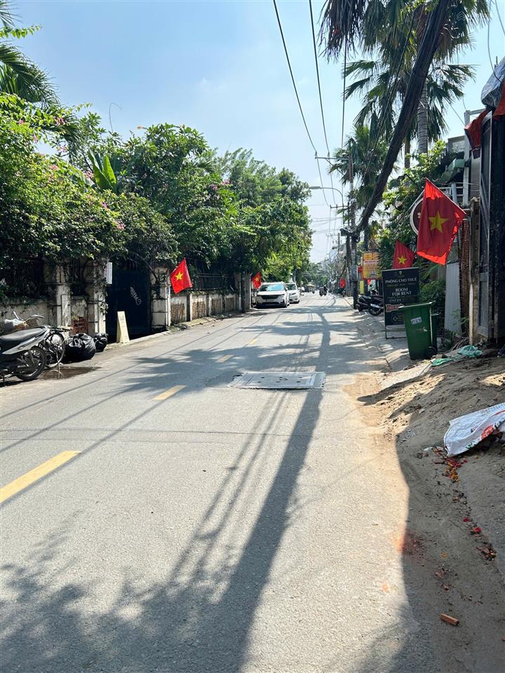 Nhà 6.5 x 26m mặt tiền số 47 phường thảo điền bán 33.9 tỷ