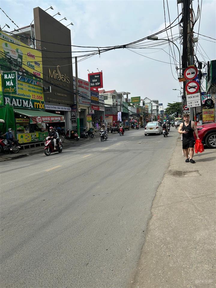 Bán căn shophouse ngay nguyễn duy trinh  phường bình trưng đông quận 2