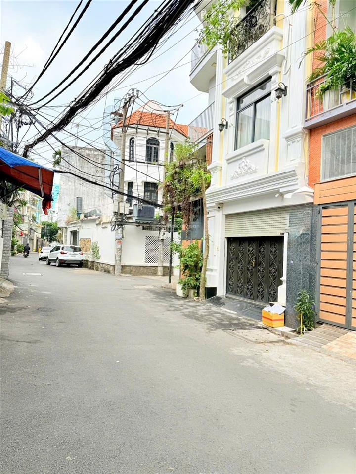 Nhà 4.1 x 18m đường nguyễn cửu vân phường 7 bán 14.6 tỷ