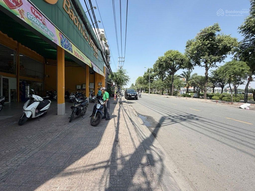 Nhà xây 6 tầng đường quốc lộ 13 phường 26 quận bình thạnh bán 13 tỷ