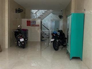 Nhà xây 3 tầng  4 x 20m  hẻm 6m đường chu văn an phường 26