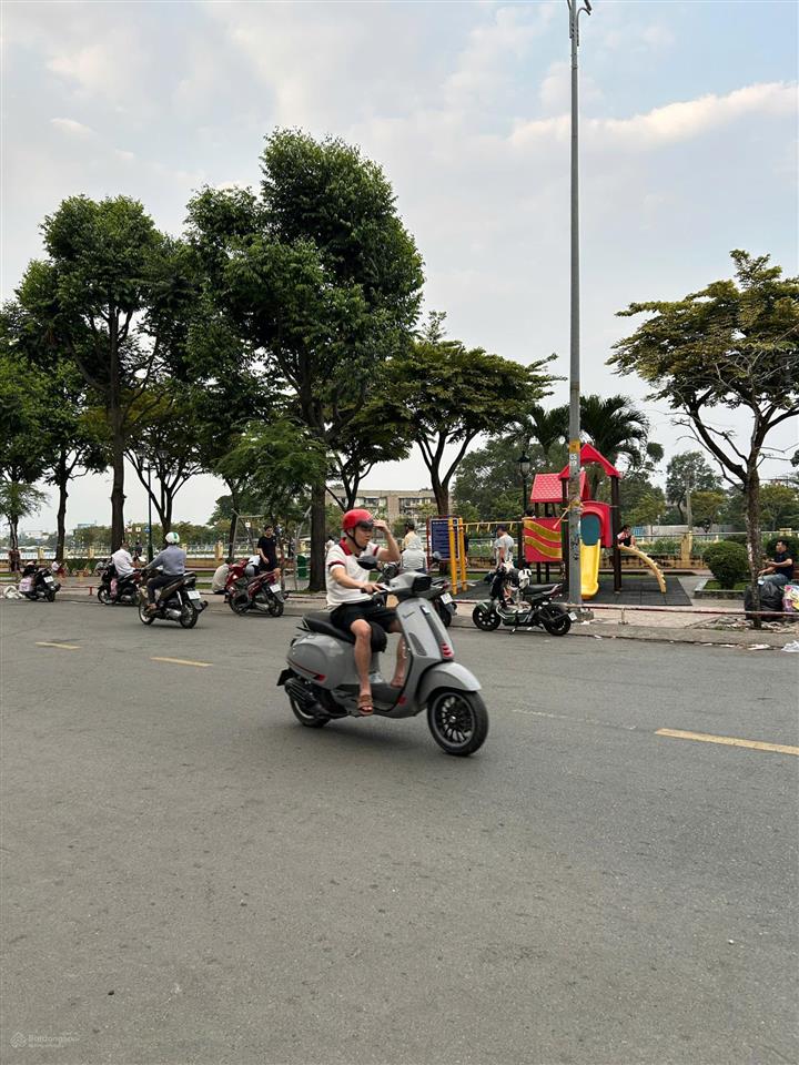 Bán nhà hẻm ô tô gần đường tầm vu