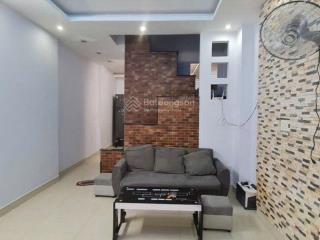 Bán nhà 4 x 11.6m xây 2 tầng  hẻm 183 đường nguyễn hữu cảnh  bán 6.8 tỷ