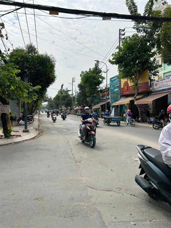 Bán nhà mặt tiền đường lê văn thịnh giá 80 tỷ