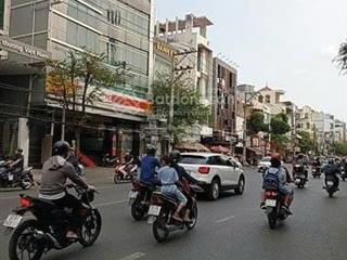 Bán nhà 6 x 12m  xây 3 tầng cách đường thích quảng đức 100m giá 14.5 tỷ