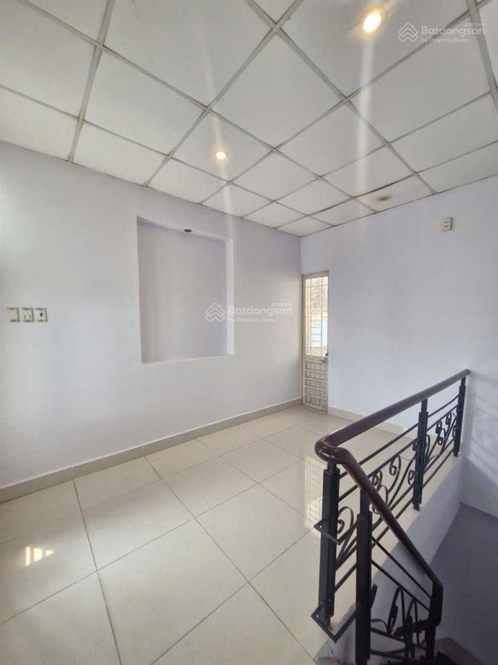 Nhà 4 x 19.3m  xây 4 tầng  mặt tiền nguyễn trung trực  bán 9.5 tỷ