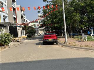 Bán 110m đất đường 12m sau bệnh viện lê văn thịnh