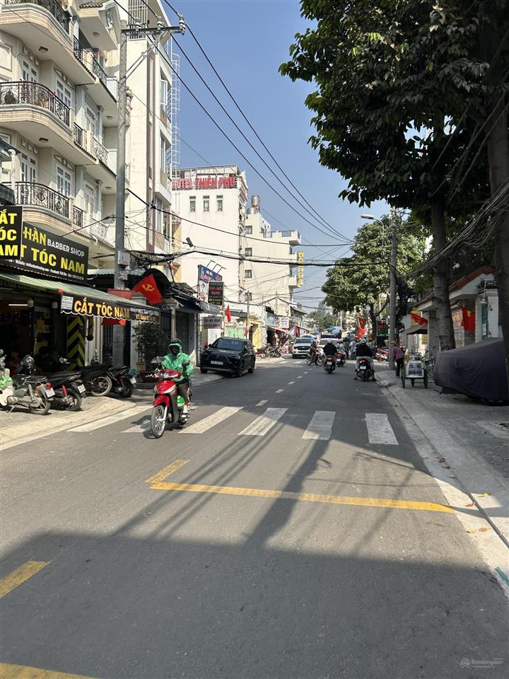 Bán nhà  góc 2 mặt tiền đường nguyễn tuyển  p. bình trưng tây