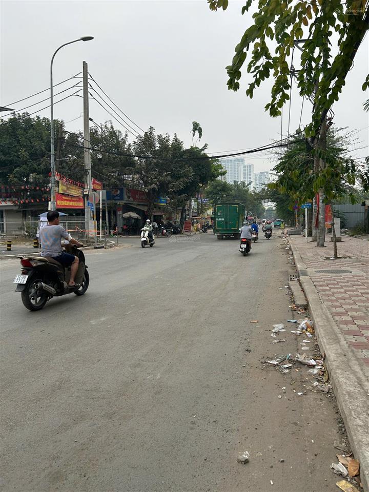 Bán nhà 4 x 19m  xây 4 tầng  gần lê văn thịnh  bán 10.5 tỷ